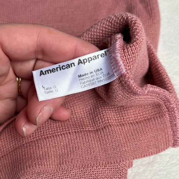 American Apparel skirt. Super soft, light sweater like material. Size Large. EUC - Picture 5 of 7